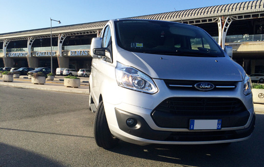 Taxi Aeroporto Cagliari: Minivan Ford